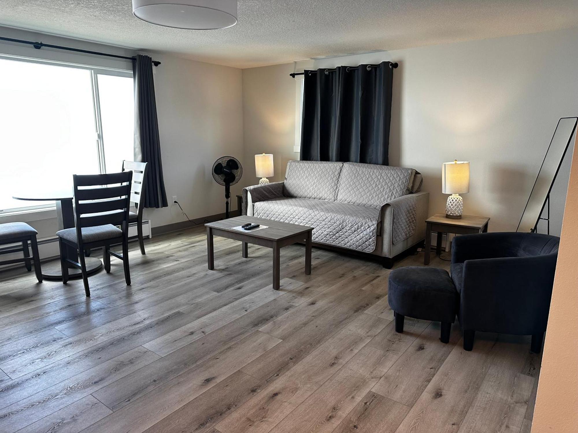 West Beach Suites ลินคอล์น ซิตี้ ภายนอก รูปภาพ